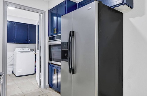Baytown House | Updated 5BR Baytown Home Sleeps 12 Patio&Grill