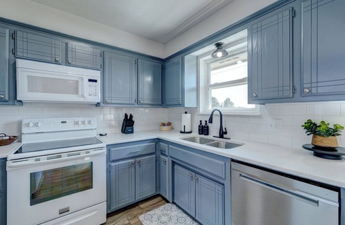 Moore House | Updated and Clean Home in Moore with Garage