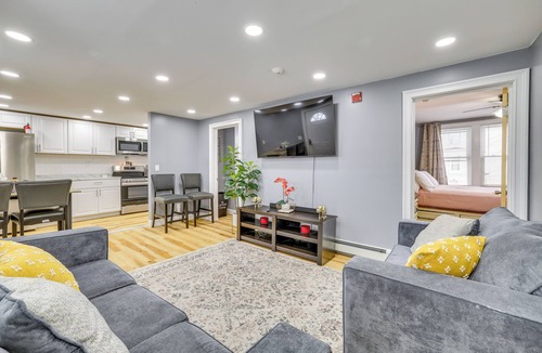 Waterbury Apartment | Updated Apartment in Downtown Waterbury!