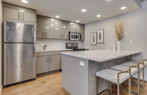 Aspen Apartment | Updated Aspen Core 3 BR, 3 BA with Pool & Hot-tub!