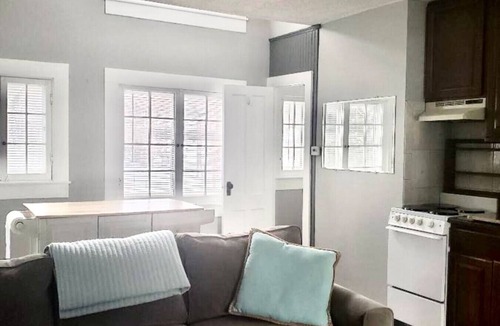 Livonia House | Updated Beautiful Boathouse!