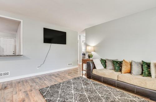 Enderly Park House | Updated Charlotte Home w/Yard ~ 3 Mi to Uptown!