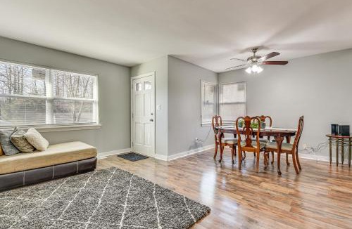 Enderly Park House | Updated Charlotte Home w/Yard ~ 3 Mi to Uptown!