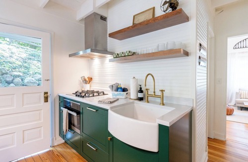 Macatawa Cottage | Updated, Classic Cottage in Macatawa Hills