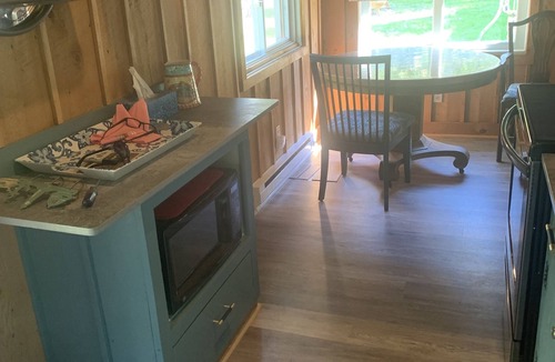 Thousand Island Park Cottage | Updated Cottage - Pet & Family Friendly