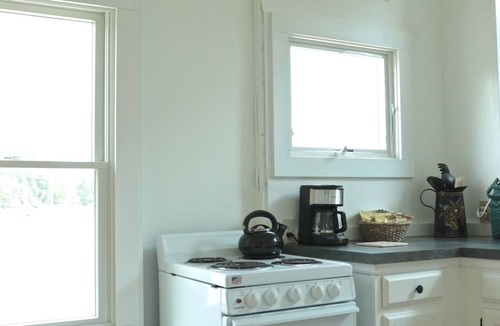 West Boothbay Harbor House | Updated Cottage on Water’s Edge with Deepwater Boat Dock!