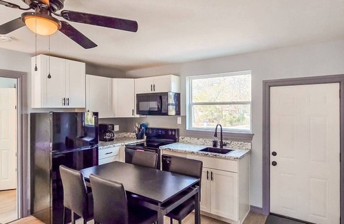 Checotah House | Updated, Cozy Cottage in the Heart of Checotah