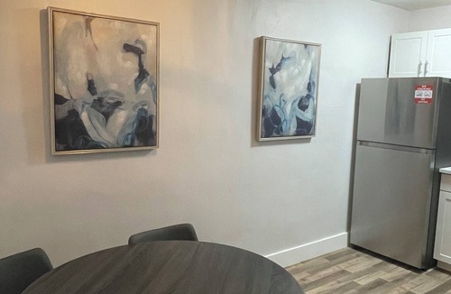 Sailboat Bend Apartment | Updated downtown FTL apartment