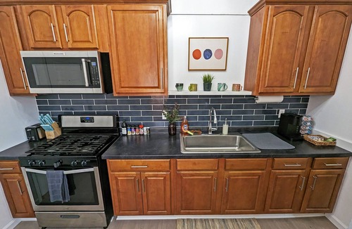 Delaware Apartment | Updated Downtown Apartment in Delaware, Ohio