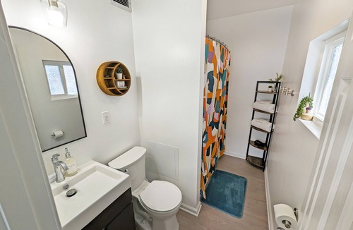 Delaware Apartment | Updated Downtown Apartment in Delaware, Ohio