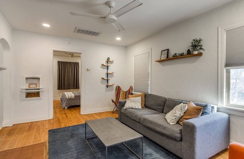 Central Oklahoma City Apartment | Updated Garage Apartment