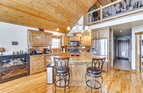 Garden Valley Cabin | Updated Garden Valley Home w/Fire Pit & Game Room