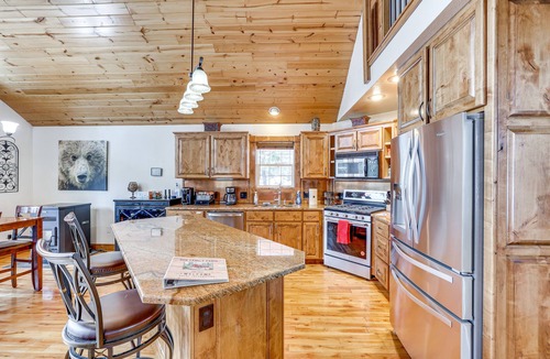 Garden Valley Cabin | Updated Garden Valley Home w/Fire Pit & Game Room