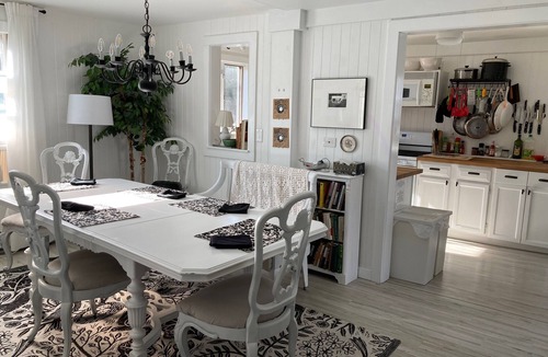 Buzzards Bay Cottage | Updated Gingerbread cottage 100 steps-3 houses-from beach