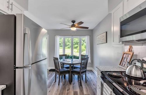 Holly House | Updated Groveland 2BR/2.5 Bath Townhome- Unit 6645