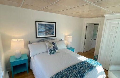 Eastport Apartment | Updated Historic Water St 2 Bdr, 2 Bath apartment.