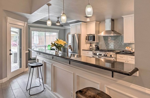 Vickery Place House | Updated Home < 4 Mi to Dtwn Dallas!