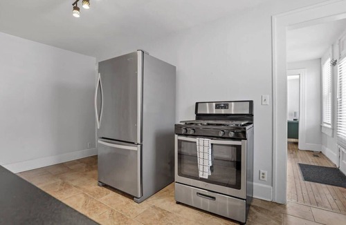 German Village House | Updated Home in German Village - 2BR with Parking!