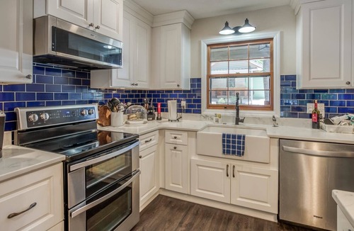 Eatonton House | Updated home on Lake Oconee