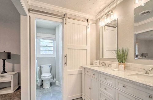 Lubbock Cottage | Updated Home w/ Patio < 4 Mi to Texas Tech!