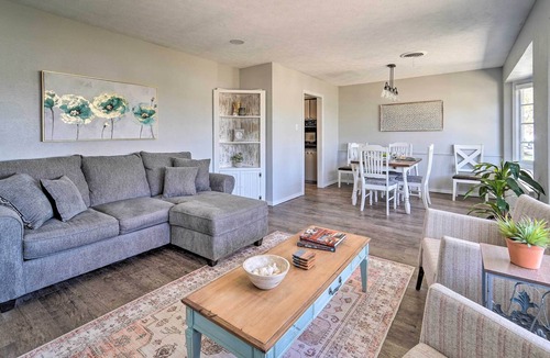 Lubbock Cottage | Updated Home w/ Patio < 4 Mi to Texas Tech!