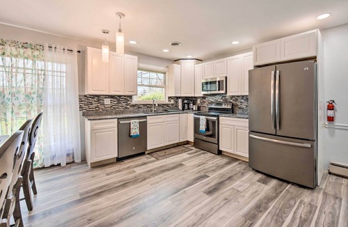 Palmyra House | Updated Home w/Pool Table ~ 4 Mi to Hershey!