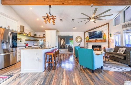 Whitney House | Updated home with Private Pool & Lake View View! Pet Friendly!