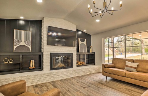 Huntsville House | Updated Huntsville Vacation Rental Near SHSU!