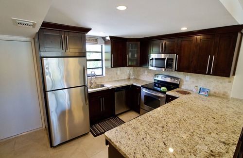 Key Largo House | Updated Key Largo Townhome Pool Saltwater Lagoon Beach Oceanfront Access
