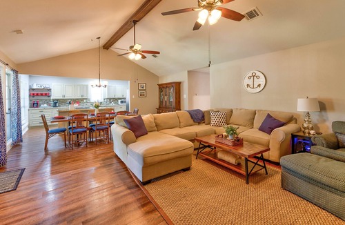 Blanchard House | Updated Lakefront Home- EV Charger, Kayaks, Fire pit, Hot Tub