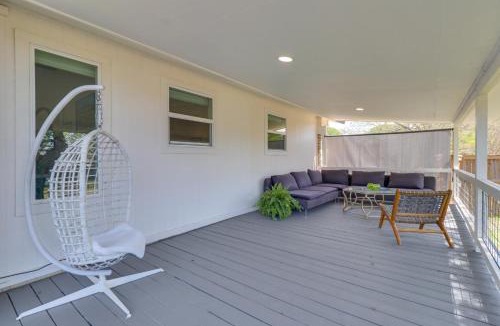 Manchaca House | Updated MCM Hill Country Charmer 14 Mi to Dtwn ATX