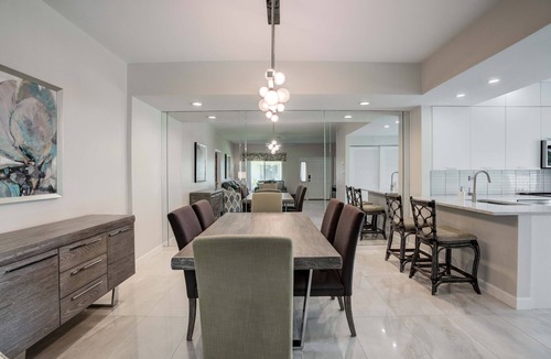 Bella Vista Condo | Updated modern 1st floor condo on Carlin Park and close walk to the ocean