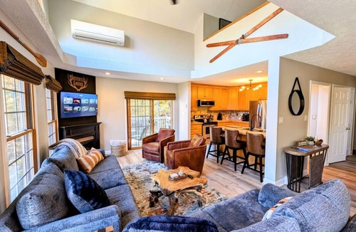 Chestnut Springs House | Updated! Sleeps 14 - Hot Tub, Games, Fireplace, Pet Friendly, Firepits & Grill