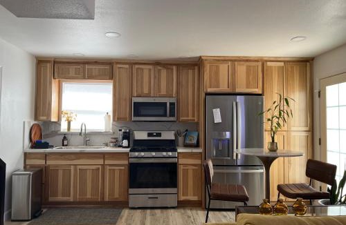 Oroville Apartment | Updated & Spacious 2 BR with Free WiFi