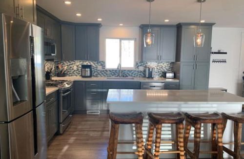 Spokane Valley House | Updated Spacious Home & Hot Tub