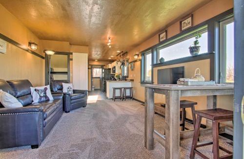 Bynum House | Updated Townhouse w/Pergola, Walk to Downtown!