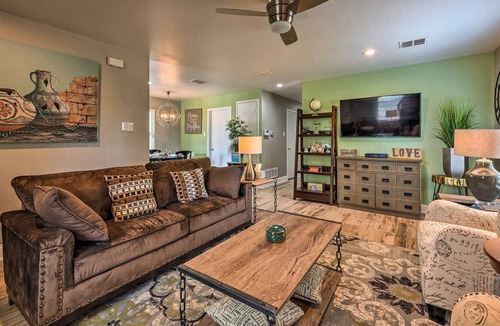 Old East Dallas House | Updated Uptown Dallas House - 2 Miles to Downtown!