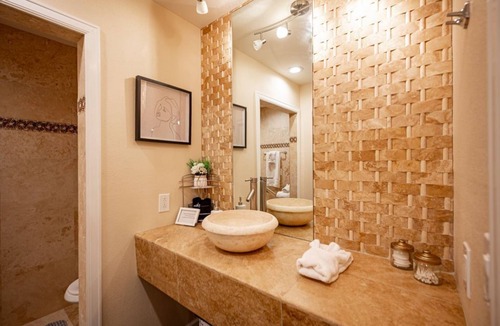 Rainbow Park House | Updated, very private, very large, luxurious oasis