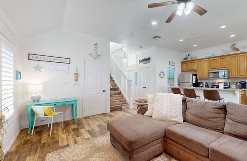 Bella Vista House | Updated waterfront home minutes to beach with patio & deck views - dog-friendly