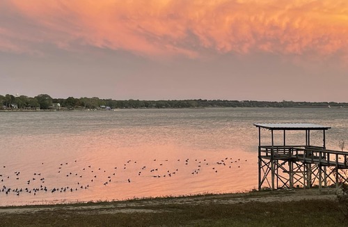 Weatherford Cabin | Updated Waterfront Lakehouse