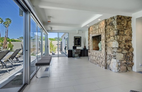 The Movie Colony House | Updated Wexler Midcentury Movie Colony Home, Large Backyard+Pool & Spa - The Cas