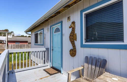 Pacific Beach House | Updates throughout, Large Studio-Style Beach Cabin