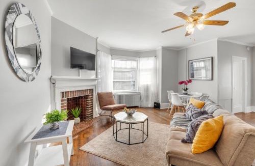 Spruce Hill Apartment | UpennDrexel Lovely 2BR Apt