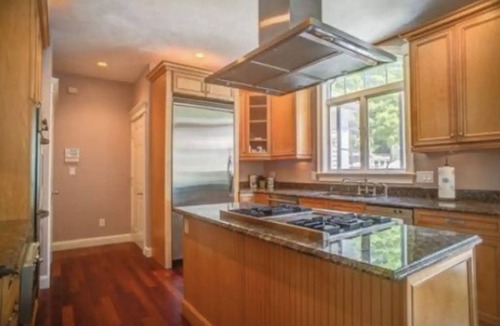 Sagamore Beach House | Upper Cape Mansion: Minutes From Beach