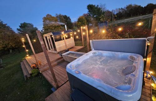 Annapolis Royal Cabin | Upper Clements Cottages & RV Park