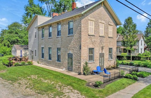 Kelleys Island Apartment | Upper Deck-Downtown, Walk to Everything, Sleeps 10