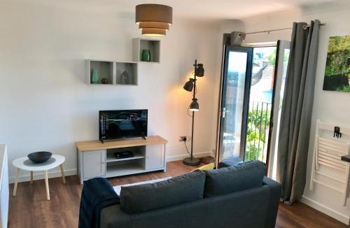 Stroud Apartment | Upper Highview - Self Catering Apartment, fpventures Stroud