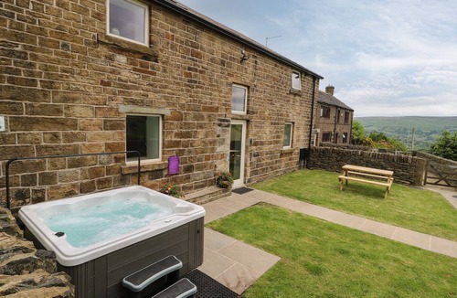 Saddleworth Cottage | Upper House Barn
