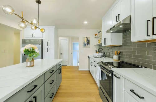 Lakeland South House | Upper Lakefront Escape | 3BR/2BA with Serene Views