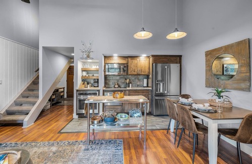 Century West Condo | Upper-Level Condo with Resort Pool and Hot Tub access